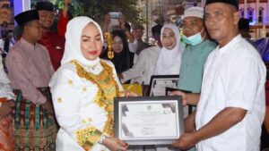 Muktar, S.Pd (Lurah Bagan Hulu)